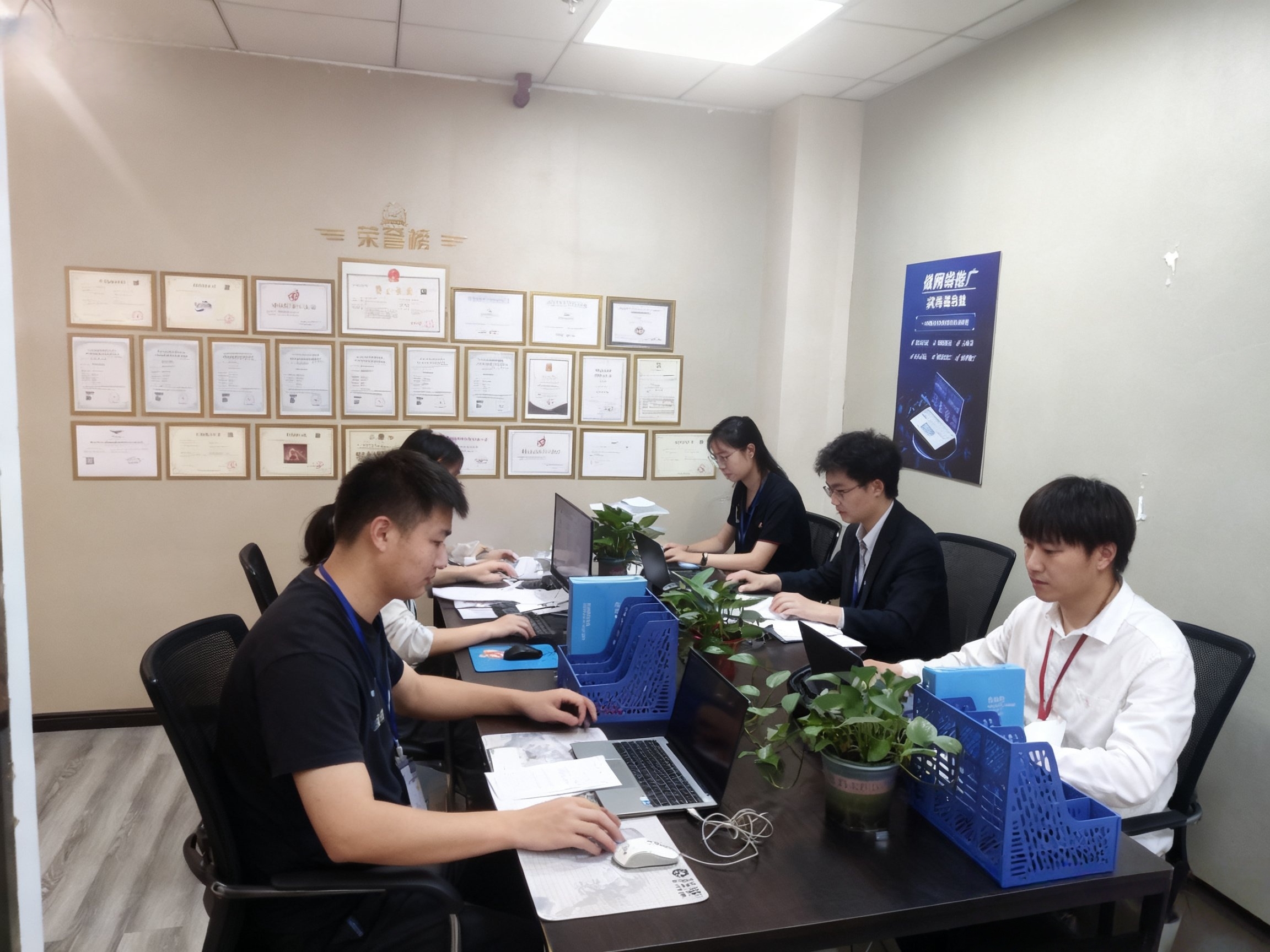 公司实拍：项目沟通现场